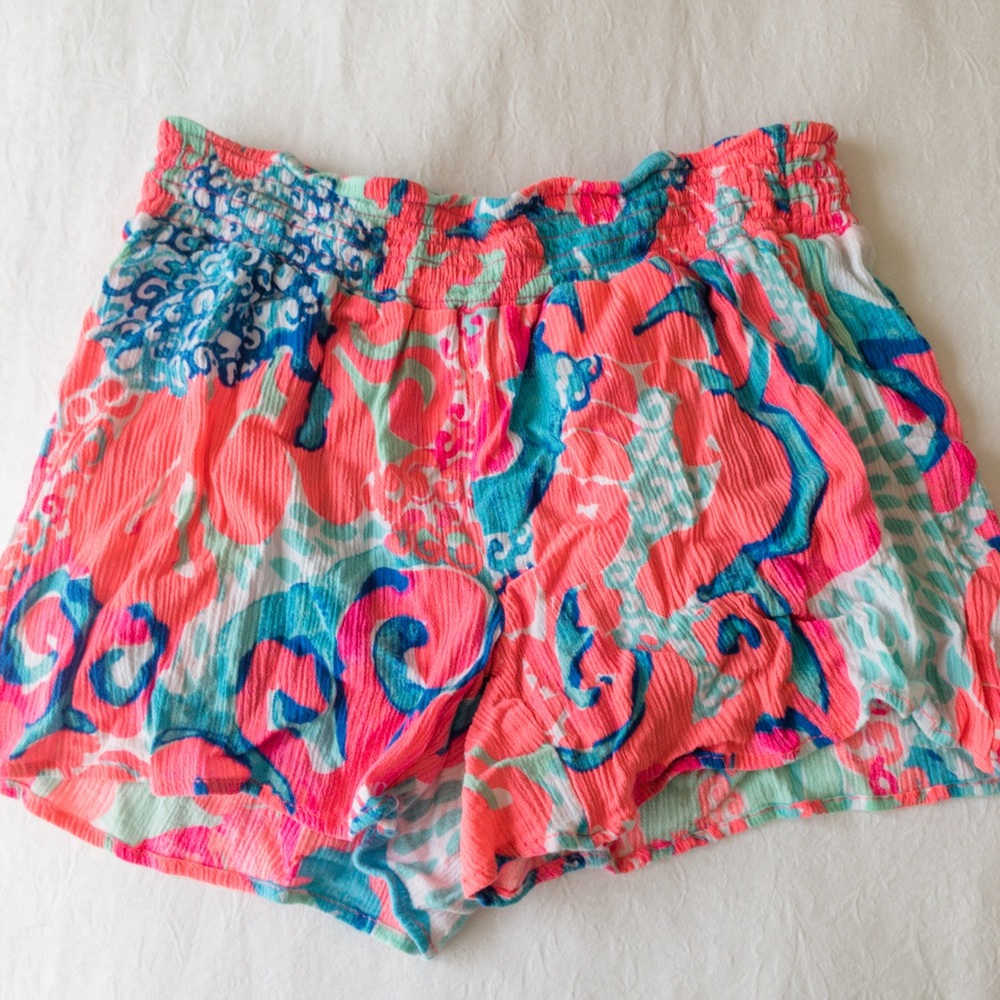 Lilly Pulitzer smocked waist shorts